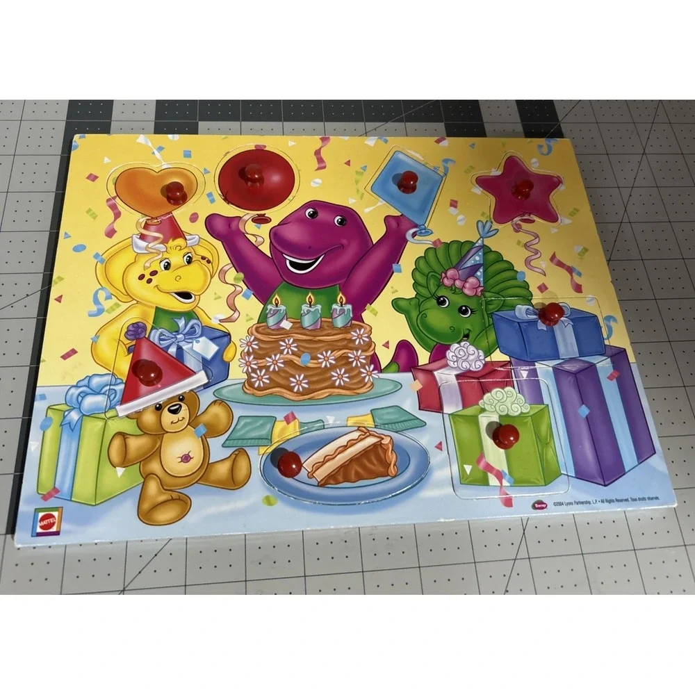 Barney Peg Puzzle Baby Bop BJ SHAPES COLORS  2004 Lyons Birthday Party Mattel